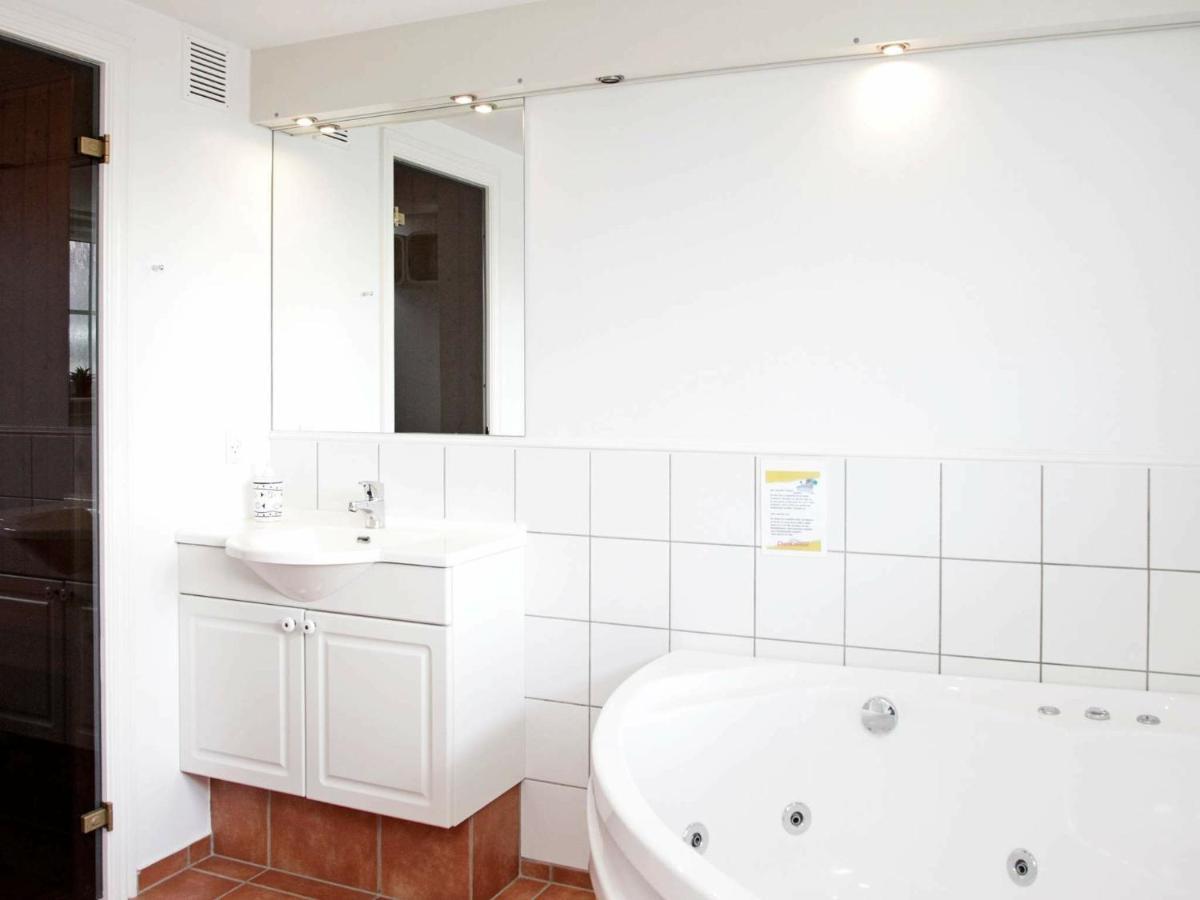 Holiday Home Blavand Xxxv 部屋 写真